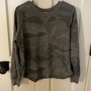 Abercrombie & Fitch grey camo sweatshirt size L